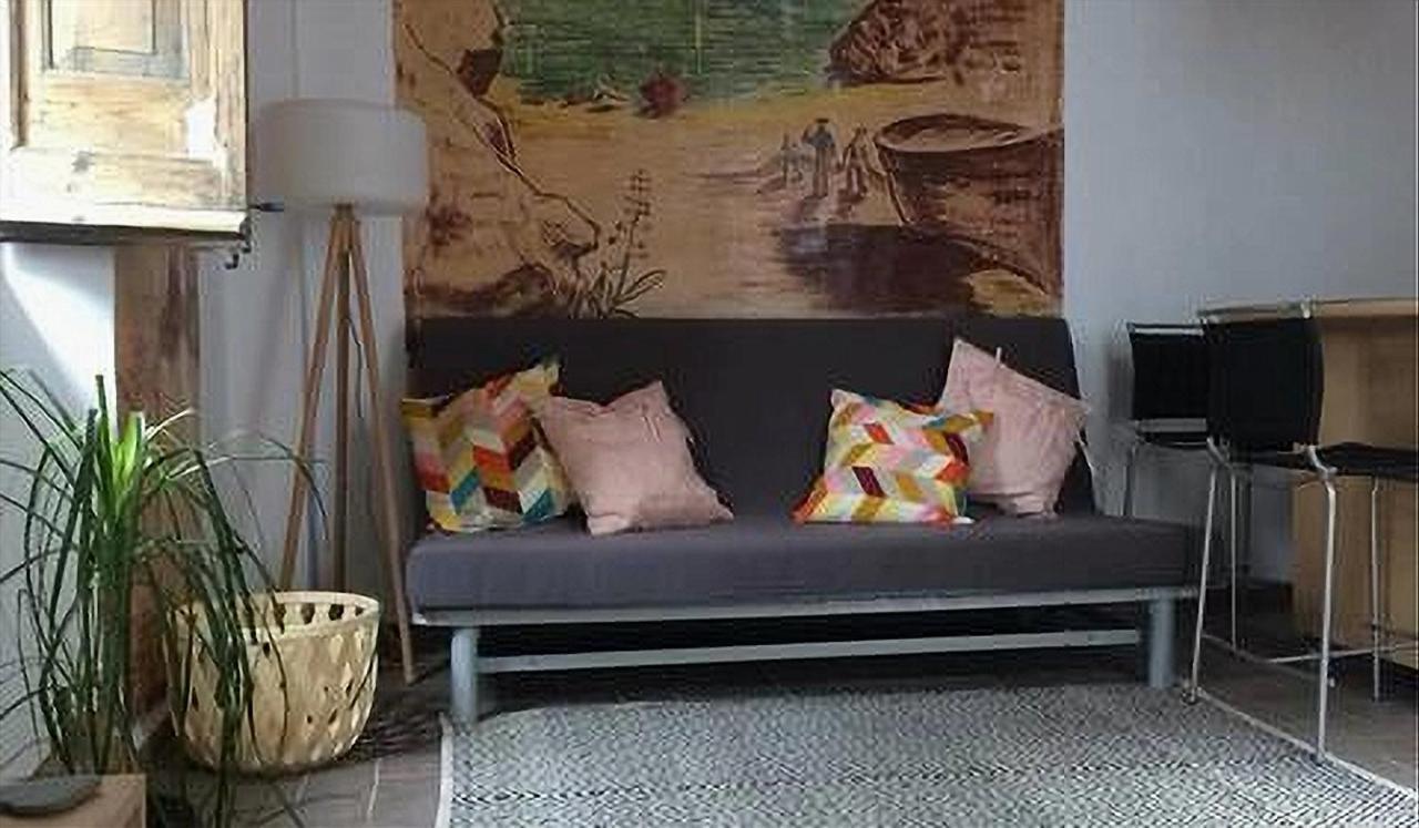 Apartamento De Diseno Cerca De Tren, Playa Y Bcn Масноу Экстерьер фото