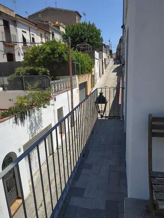 Apartamento De Diseno Cerca De Tren, Playa Y Bcn Масноу Экстерьер фото